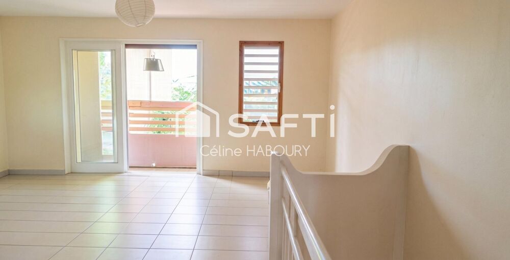 SUPERBE APPARTEMENT DUPLEX VUE MER AU GOSIER
