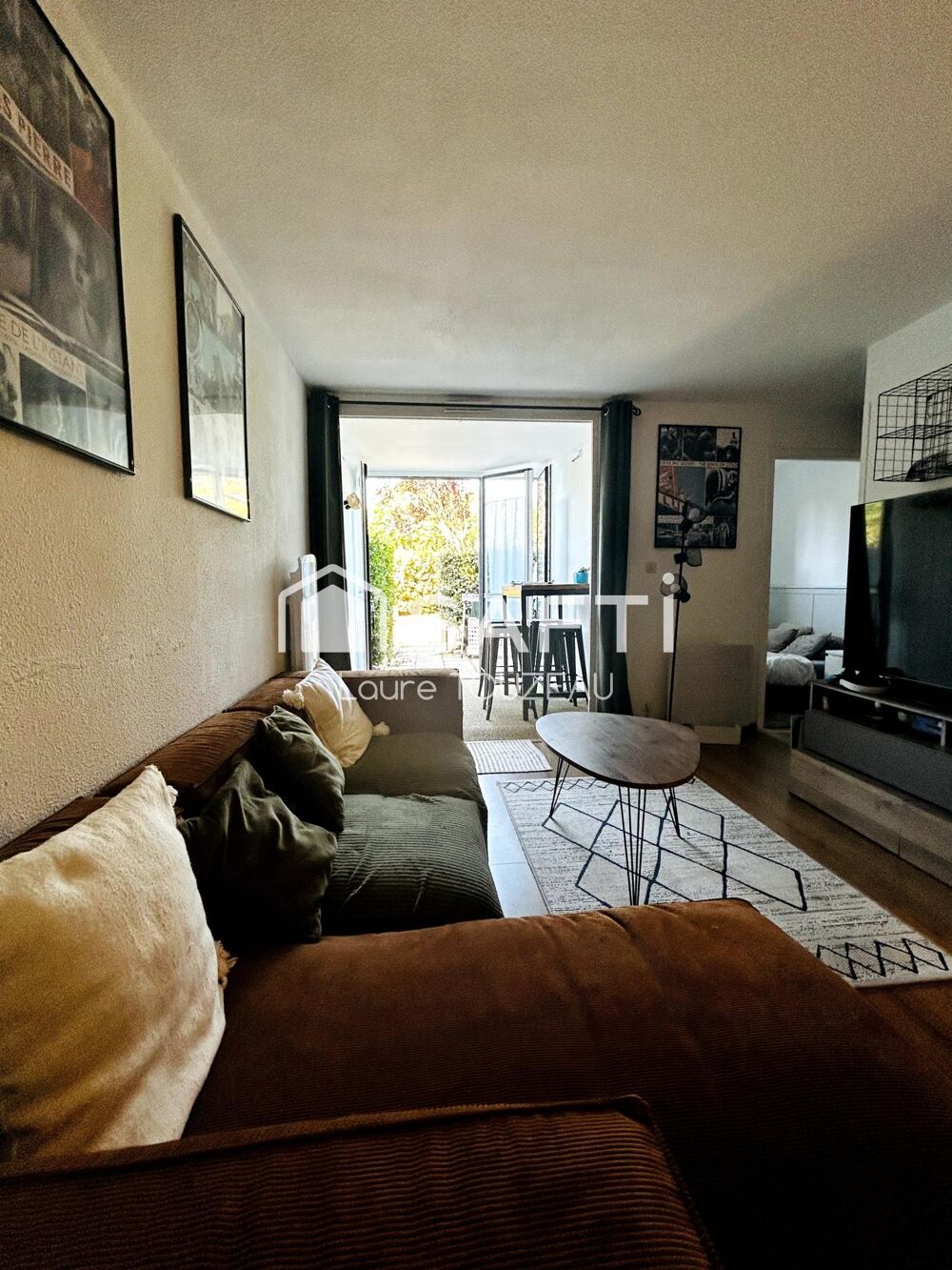 Appartement proche plage des Sables d'Olonne une chambre en rez de jardin, coin cuisine, loggia et terrasse exposée sud , sans v
