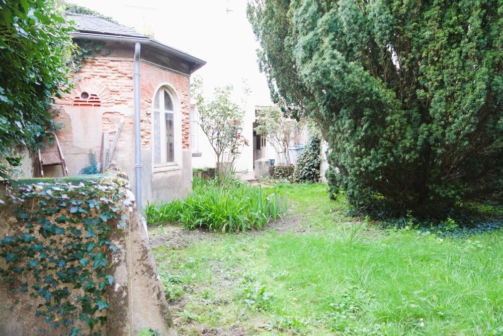 Appartement/Maison 3 pièces + jardin privatif 250 m² + dépendances 40 m²