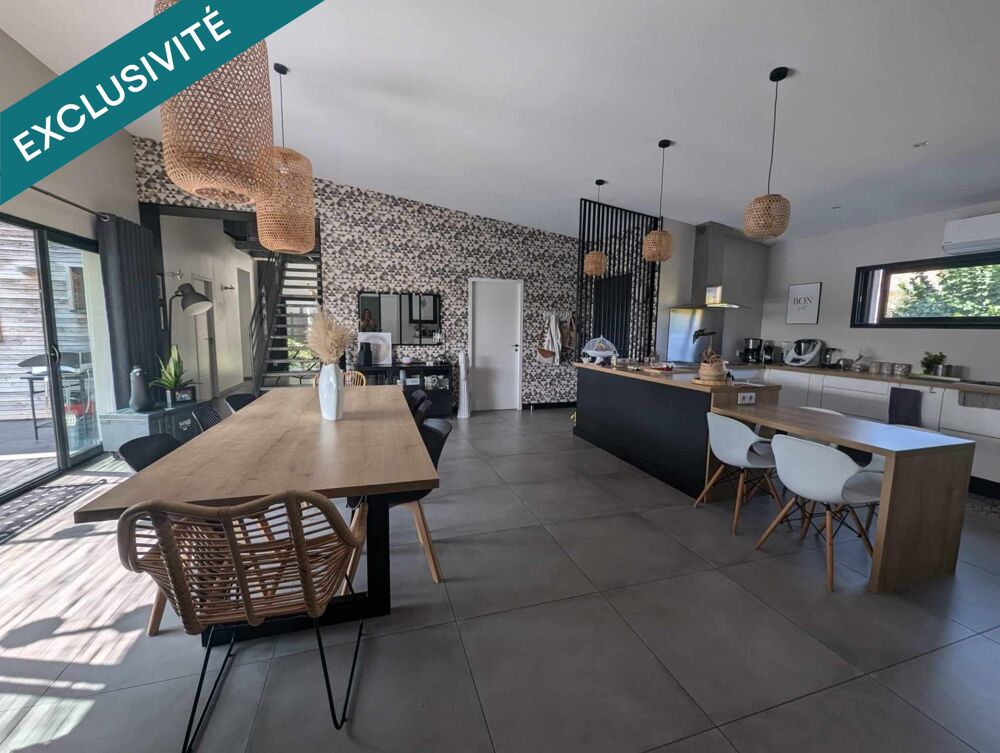 Magnifique maison à Aiffres. Coup de coeur assuré !