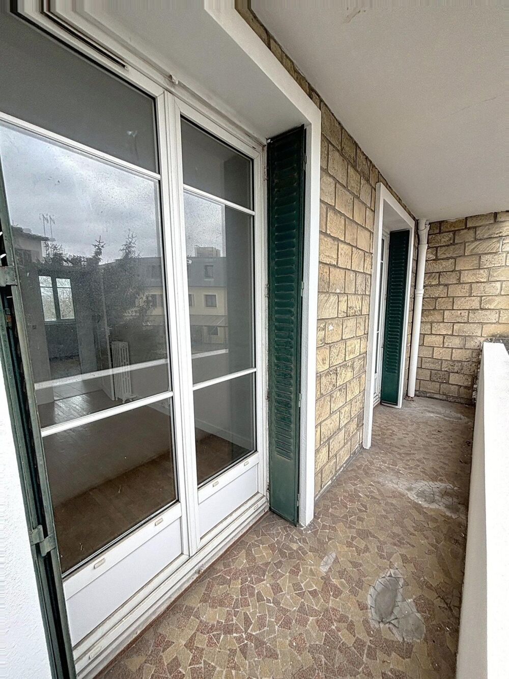 Vente Appartement POISSY-Bord de Seine : F4 avec balcons, caves et parking Poissy