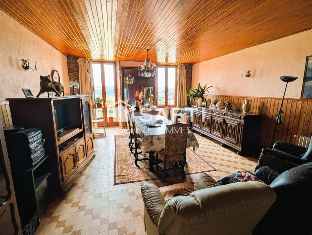 Ancienne auberge au fort potentiel
