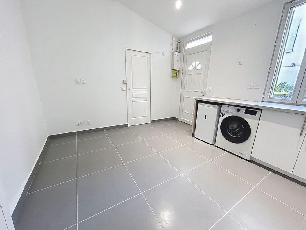 Vente Appartement Deux pièces sur cour au calme, presque comme une petite maison ! Montreuil