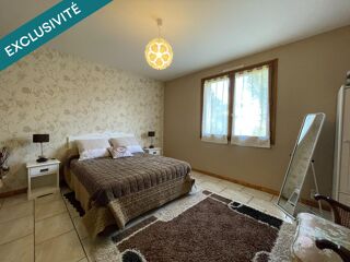  Maison � vendre 8 pi�ces 234 m�