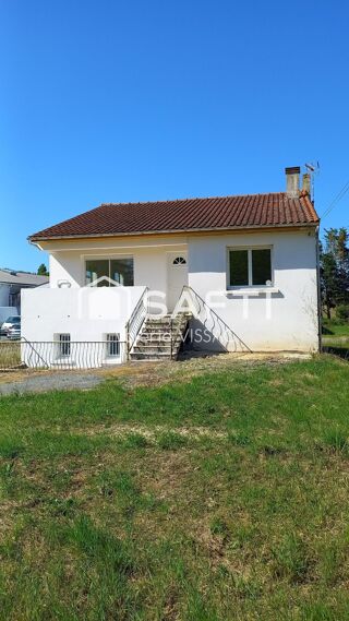 Immeuble à vendre 210 m² Saint-agnant