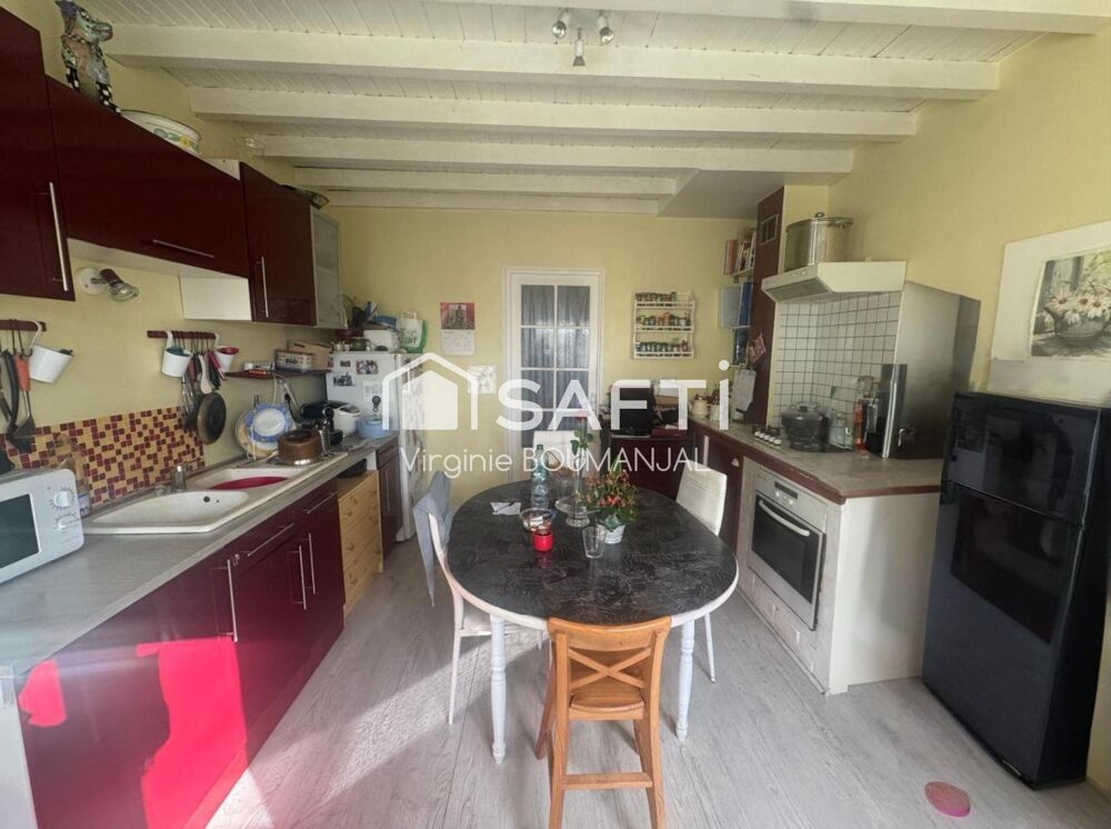 Vente Maison Maison de 114m2 environ 2 chambres, un bureau et un garage Estrees-sur-noye