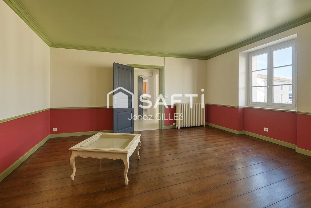 Vente Appartement Maison de ville en centre de St Pierre d'Oléron Saint-pierre-d'oleron