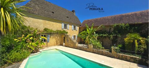   Magnifique maison prigourdine, situe  5 minutes de Montignac-Lascaux Maison - 9 pice(s) - 218 m