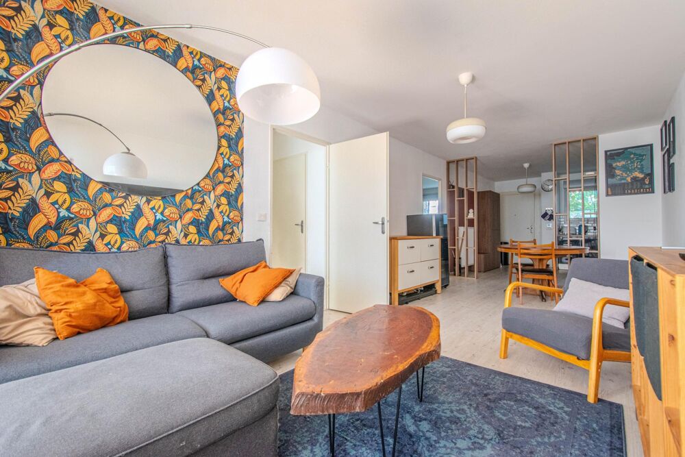Vente Appartement BORDEAUX BASSINS A FLOTS Appartement 2 chambres, balcon, parking Bordeaux
