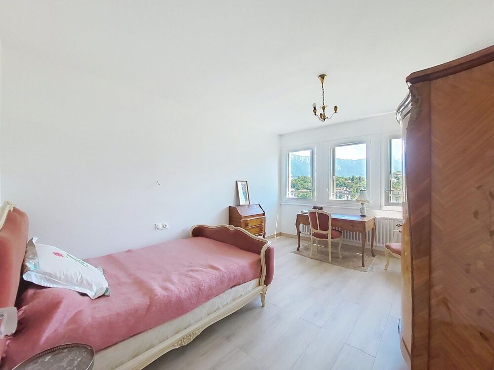 à vendre  Appartement Annecy (74000)