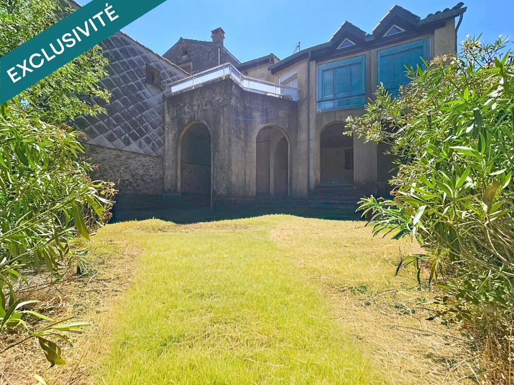 Vente Maison Une maison de village de caractère avec jardin, terrasse et vue dominante absolument exceptionnelle au cœur d'Olargues. Olargues