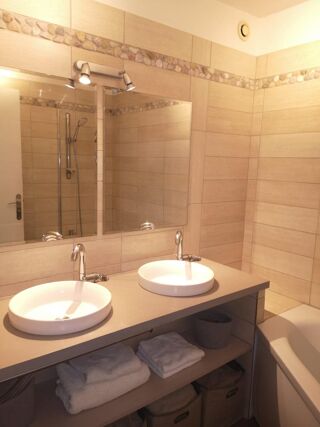  Appartement � vendre 4 pi�ces 80 m�
