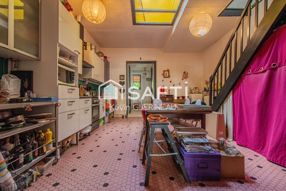 Vente Maison Maison de caractère – Vieux Lormont – 150 m² – 4 chambres – Jardin Lormont
