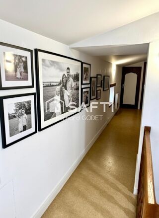  Maison � vendre 8 pi�ces 219 m�