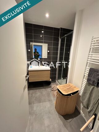  Immeuble � vendre 311 m�