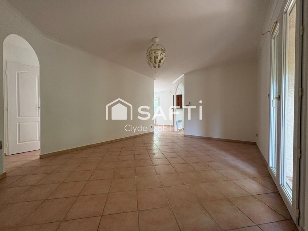 Maison de plain-pied de 83m², 3 chambres, garage.ma