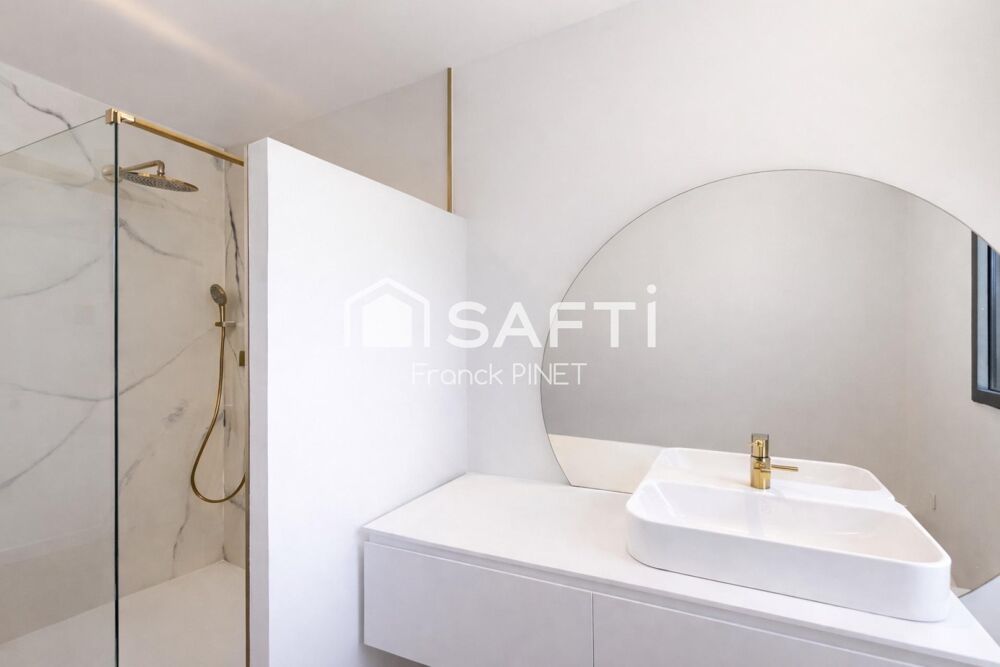 � vendre  Maison Opp�de (84580)