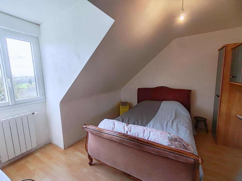 Vente Maison Pavillon 202 m² avec sous sol et grand terrain clos Savigny-le-vieux