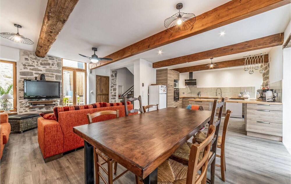 Vente Maison Belle demeure en pierre 5 chambres avec garage, cour, terrasse et courcive La redorte