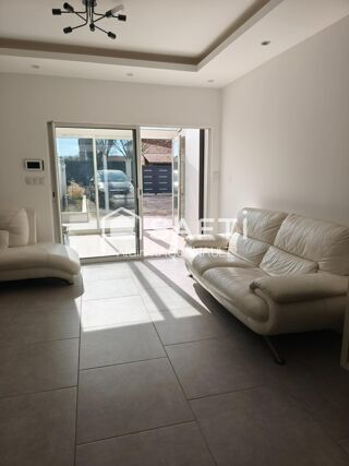  Maison � vendre 4 pi�ces 136 m�