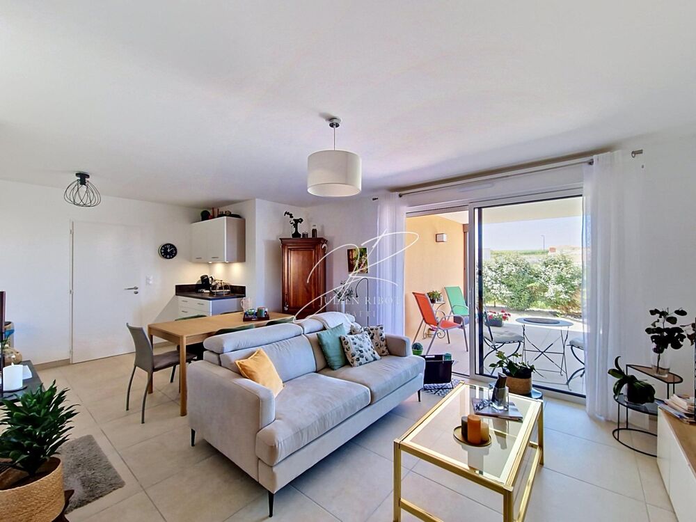 Vente Appartement Appartement T3 66 m² 2 chambres terrasse et garage Sauvian
