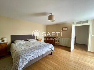  Maison � vendre 8 pi�ces 205 m�