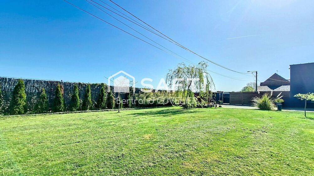 Vente Maison Maison plain pied rénovée avec nombreuses dépendances, garages et stationnements Verlinghem