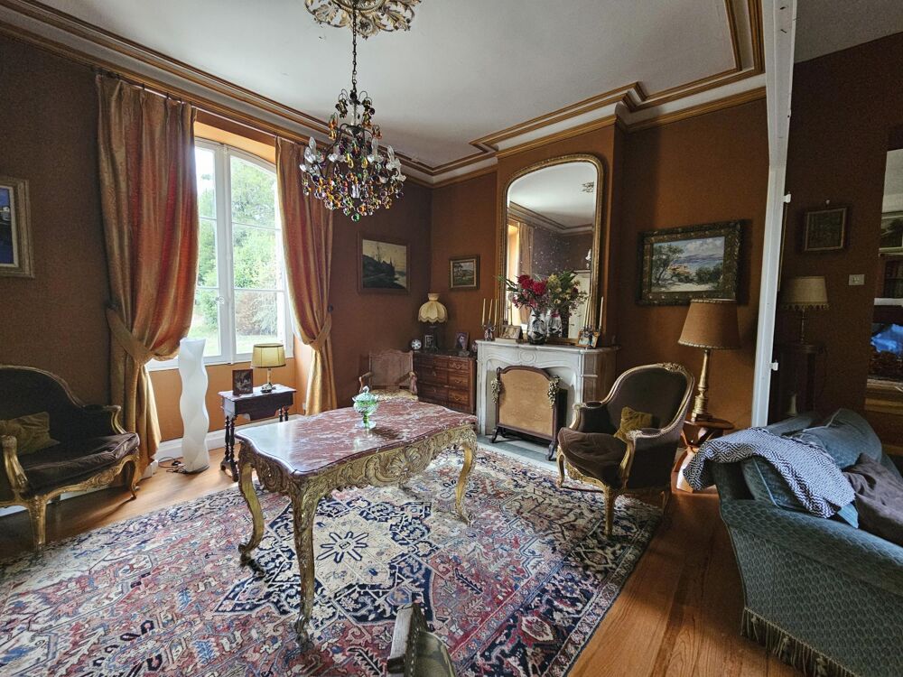à vendre  Propriété/château Camblanes-et-Meynac (33360)
