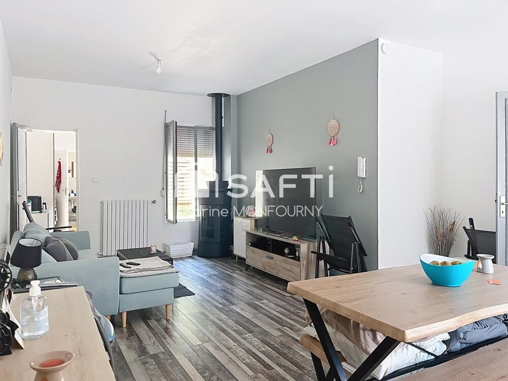 Vente Maison SAINT-QUENTINOISE AVEC 2 CHAMBRES et UNE COUR Saint-quentin