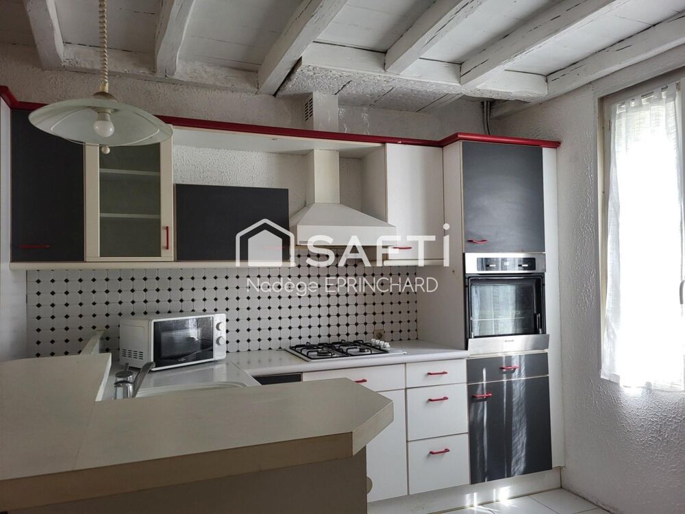Vente Maison Maison T5 avec jardin proche du centre ville Niort