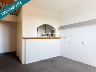  Immeuble à vendre 1300 m²