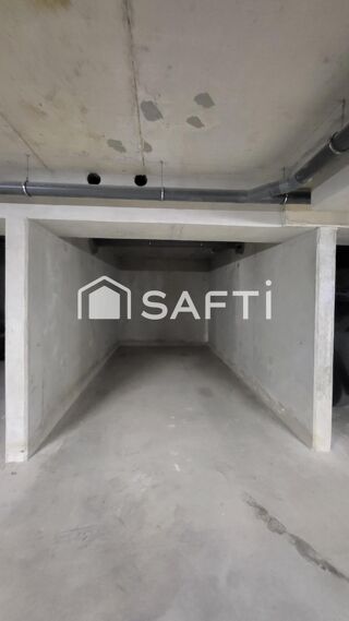  Parking / Garage � vendre 13 m�