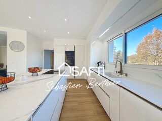  Maison � vendre 7 pi�ces 180 m�