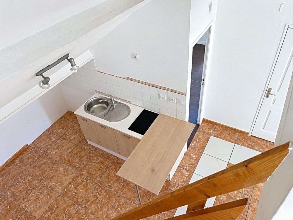 Vente Appartement Appartement de type T2 de 55 m² au sol, Cave carrelée de 20 m², 1 emplacement de stationnement voiture + 1 pour deux roues Crosne