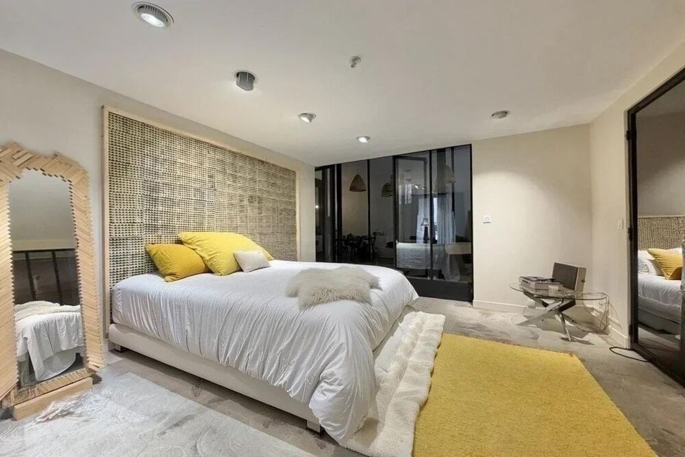 Vente Appartement Magnifique loft avec espace garage et caves voutées en pierres à Bordeaux Bordeaux
