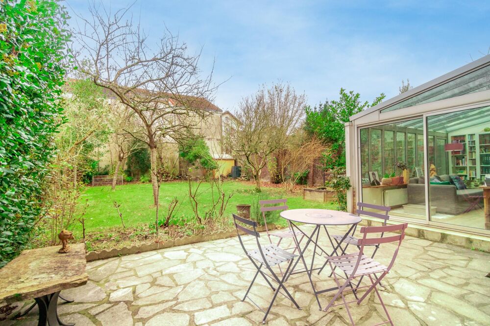 Vente Maison Grande meulière familiale, centrale et indépendante Versailles
