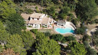  Maison  vendre 9 pices 161 m