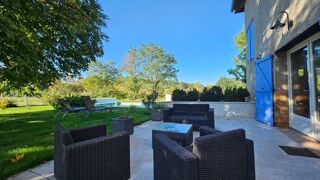  Maison  vendre 5 pices 214 m