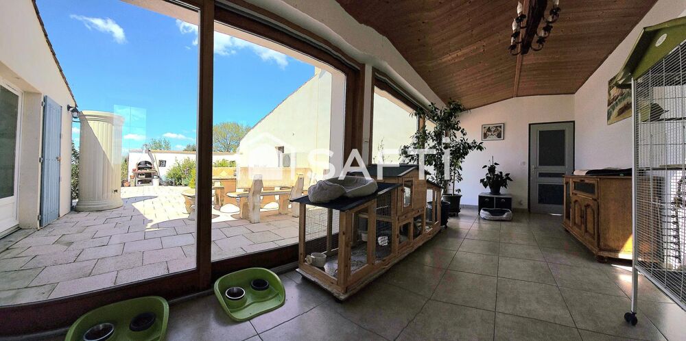 Belle maison en pierre, familiale au calme