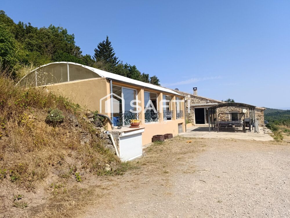 Maison en pierres entièrement rénovée, autonome sur plus de 6 hectares