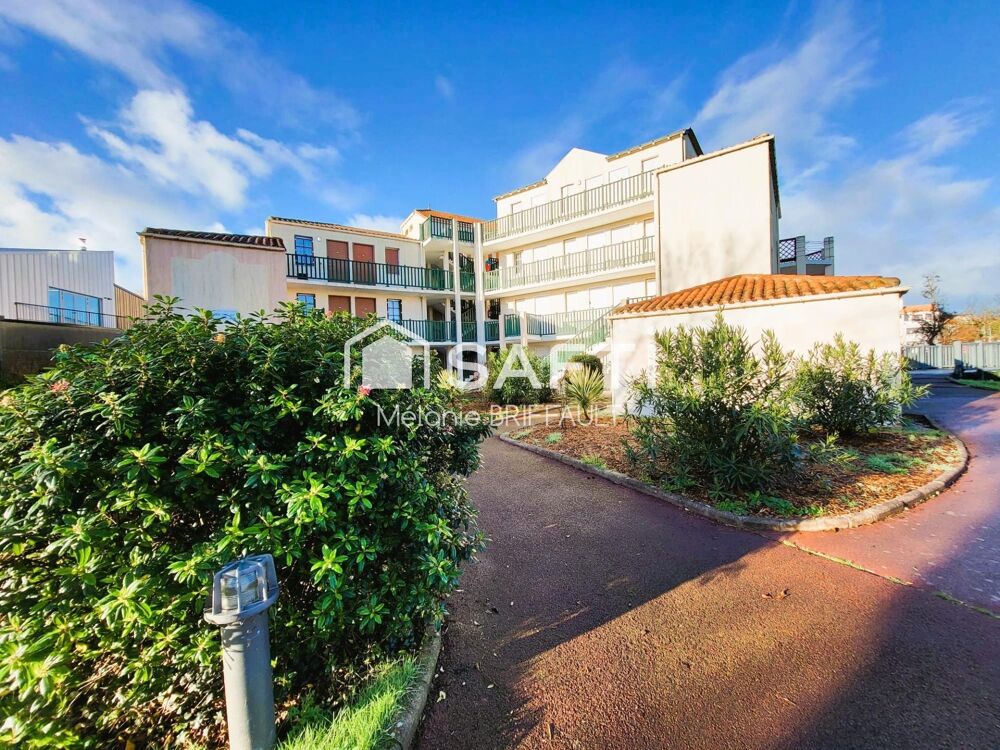 Vente Appartement Appartement 21 m2 avec balcon vue imprenable sur le Lac Talmont-saint-hilaire