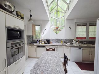  Maison  vendre 7 pices 247 m