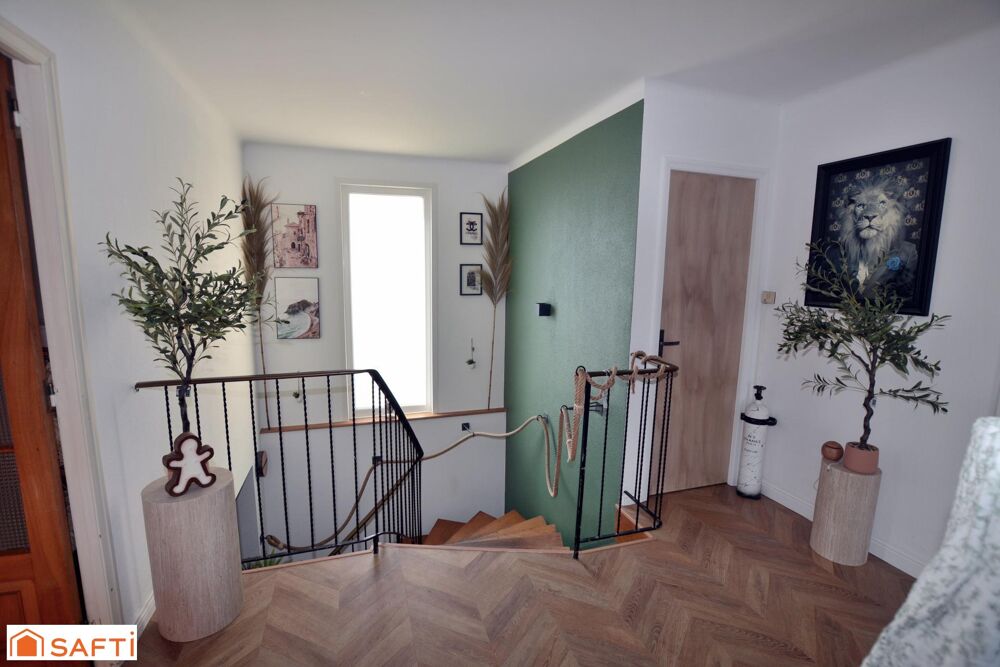 Maison T6 de 132 m2 avec piscine
