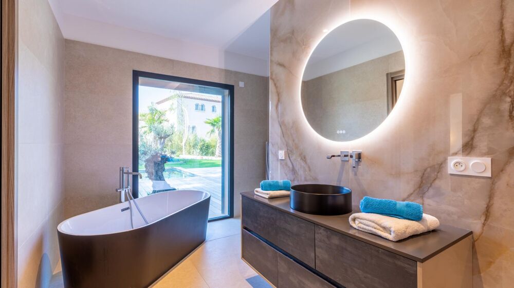 � vendre  Maison Saint-Rapha�l (83700)