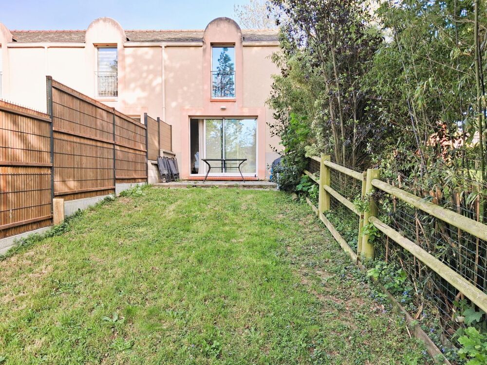 Appartement T3 de 71 m2 avec jardin privatif et 2 places de stationnement