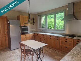  Maison  vendre 6 pices 200 m