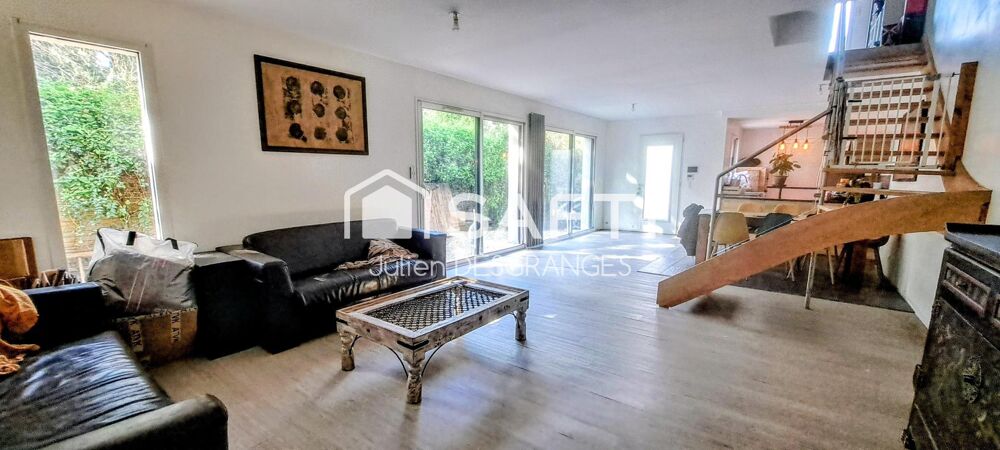 Vente Maison Lumineuse contemporaine avec piscine et caves. Amboise