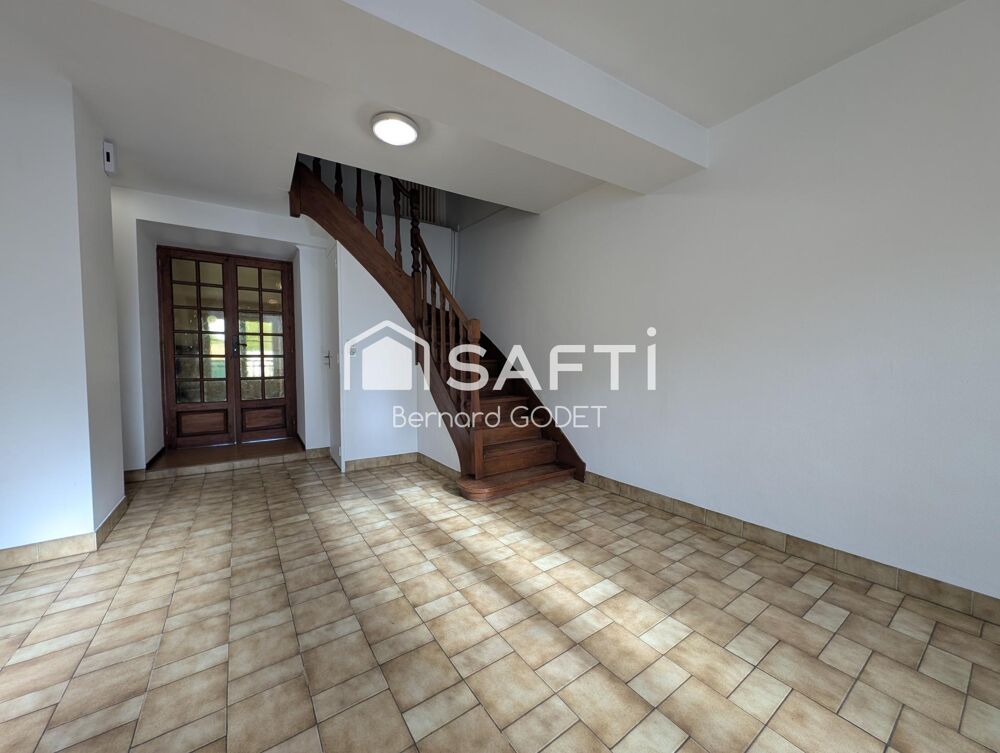 Vente Maison Charroux – Maison de ville 4 chambres, habitable sans travaux Charroux