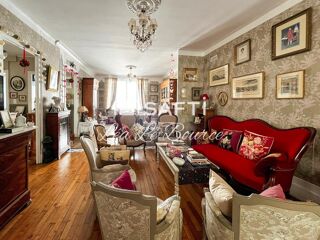  Maison à vendre 9 pièces 237 m²