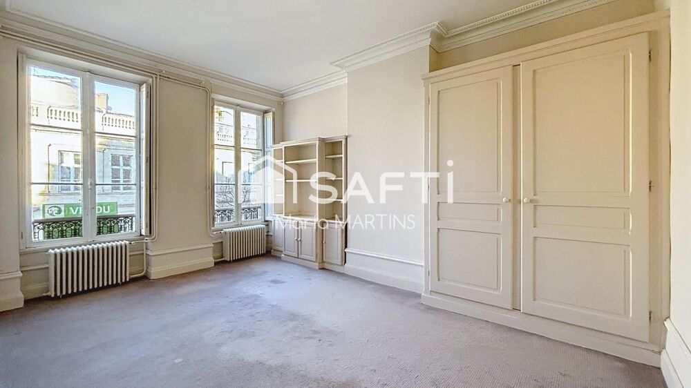 Vente Appartement Belle adresse pour ce grand 2 pièces de 80m2 transformable en T3, à rafraîchir Bordeaux